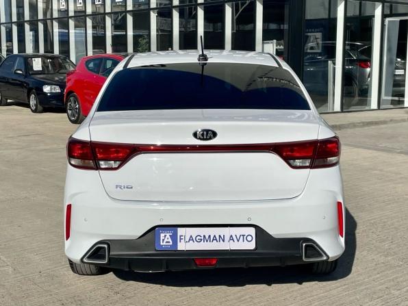 Kia Rio IV с пробегом 2020 года, цена 1 350 000 рублей, 115200 км, седан, Автокод Объявления