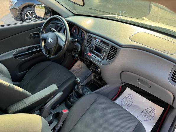 Kia Rio II Рестайлинг с пробегом 2011 года, цена 490 000 рублей, 211316 км, седан, Автокод Объявления