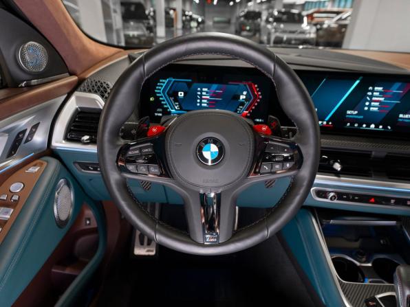 BMW XM с пробегом 2025 года, цена 20 340 000 рублей, 11128 км, внедорожник, Автокод Объявления
