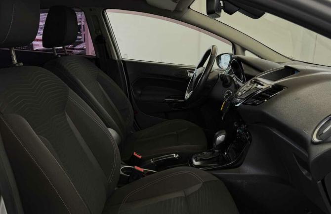Ford Fiesta Mk6 Рестайлинг с пробегом 2015 года, цена 689 000 рублей, 207471 км, седан, Автокод Объявления