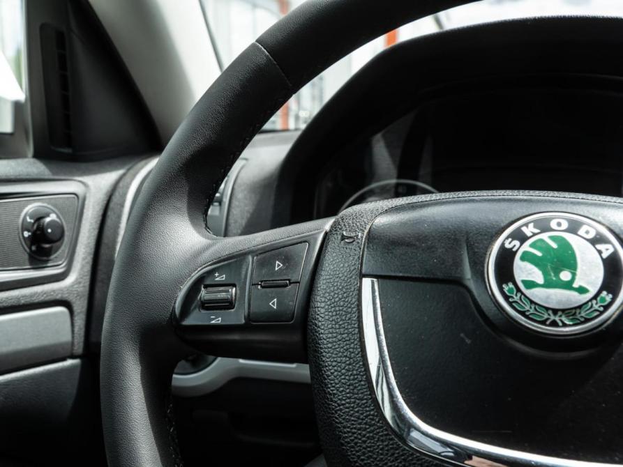 Skoda Octavia II (A5) Рестайлинг Волгоград  - изображение 16
