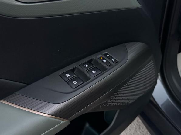 Changan Lamore с пробегом 2023 года, цена 2 150 000 рублей, 21251 км, седан, Автокод Объявления
