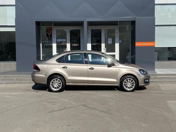 Volkswagen Polo V Рестайлинг с пробегом 2018 года, цена 1 265 000 рублей, 106000 км, седан, Автокод Объявления