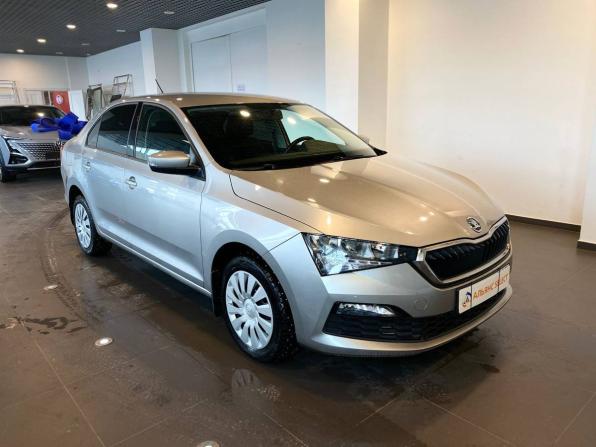 Skoda Rapid II с пробегом 2021 года, цена 1 665 000 рублей, 68307 км, лифтбек, Автокод Объявления