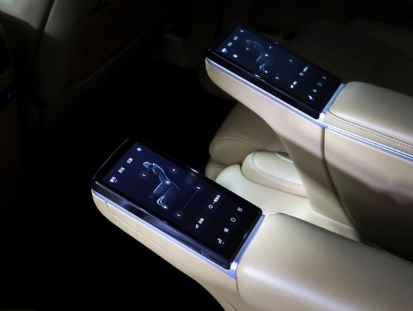 Voyah Dream I Рестайлинг с пробегом 2025 года, цена 6 790 000 рублей, 15566 км, минивэн, Автокод Объявления