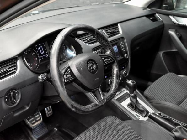 Skoda Octavia III (A7) с пробегом 2014 года, цена 1 400 000 рублей, 179226 км, лифтбек, Автокод Объявления