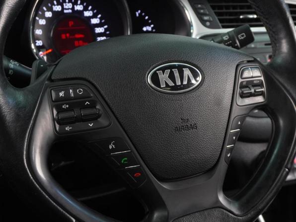 Kia Ceed II Рестайлинг с пробегом 2016 года, цена 1 272 000 рублей, 145993 км, хэтчбек, Автокод Объявления