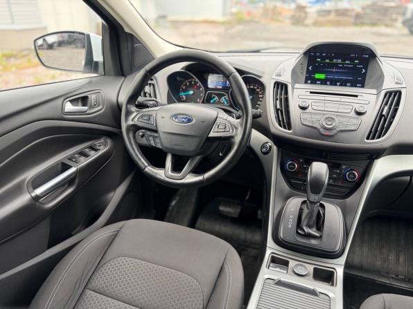 Ford Kuga II Рестайлинг с пробегом 2017 года, цена 1 495 000 рублей, 190000 км, внедорожник, Автокод Объявления