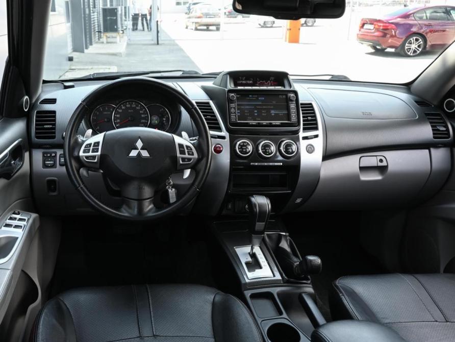 Mitsubishi Pajero Sport II Рестайлинг Волгоград  - изображение 6