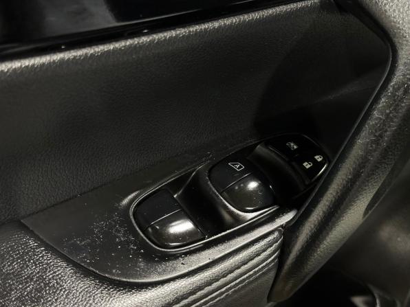Nissan Qashqai II с пробегом 2015 года, цена 1 780 000 рублей, 90992 км, внедорожник, Автокод Объявления