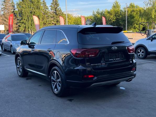 Kia Sorento III Prime Рестайлинг с пробегом 2018 года, цена 2 800 000 рублей, 147500 км, внедорожник, Автокод Объявления