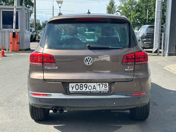 Volkswagen Tiguan I Рестайлинг с пробегом 2016 года, цена 1 879 000 рублей, 14704 км, внедорожник, Автокод Объявления