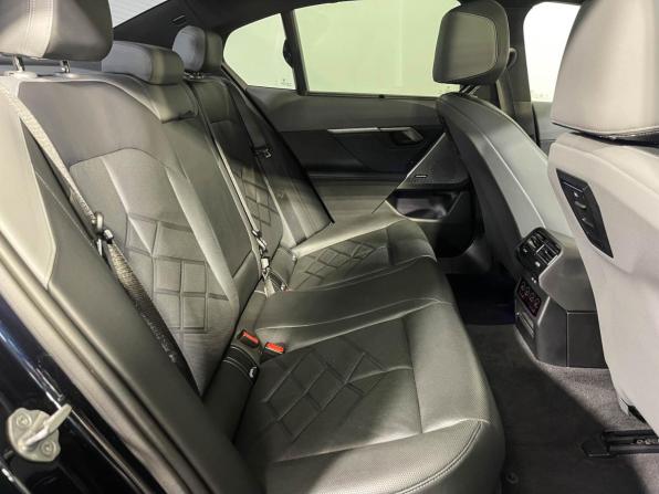 BMW 5 серии VIII (G60/G61/G68) с пробегом 2023 года, цена 7 471 303 рубля, 25001 км, седан, Автокод Объявления
