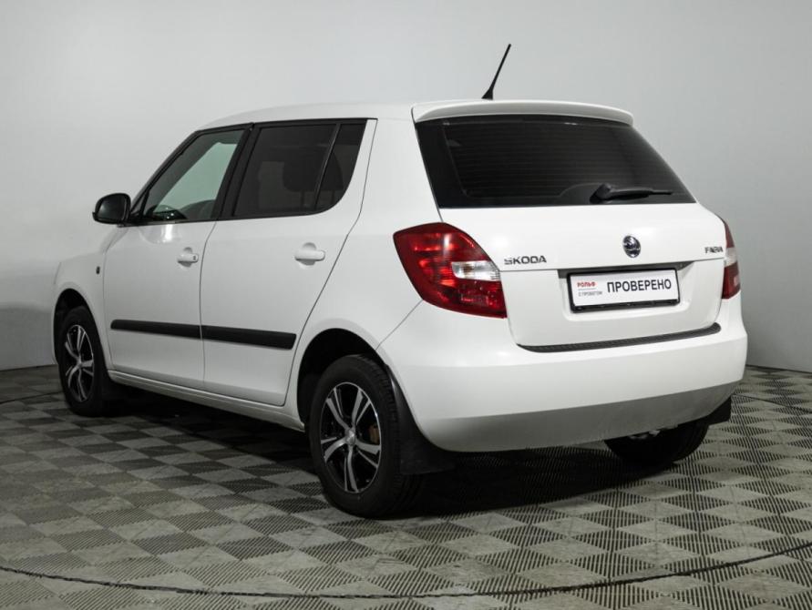 Skoda Fabia II Рестайлинг Санкт-Петербург  - изображение 8