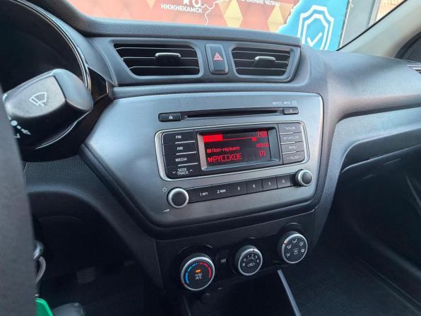 Kia Rio III Рестайлинг с пробегом 2016 года, цена 950 000 рублей, 97504 км, седан, Автокод Объявления