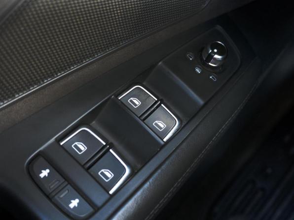 Audi S8 III (D4) с пробегом 2013 года, цена 3 399 000 рублей, 143713 км, седан, Автокод Объявления