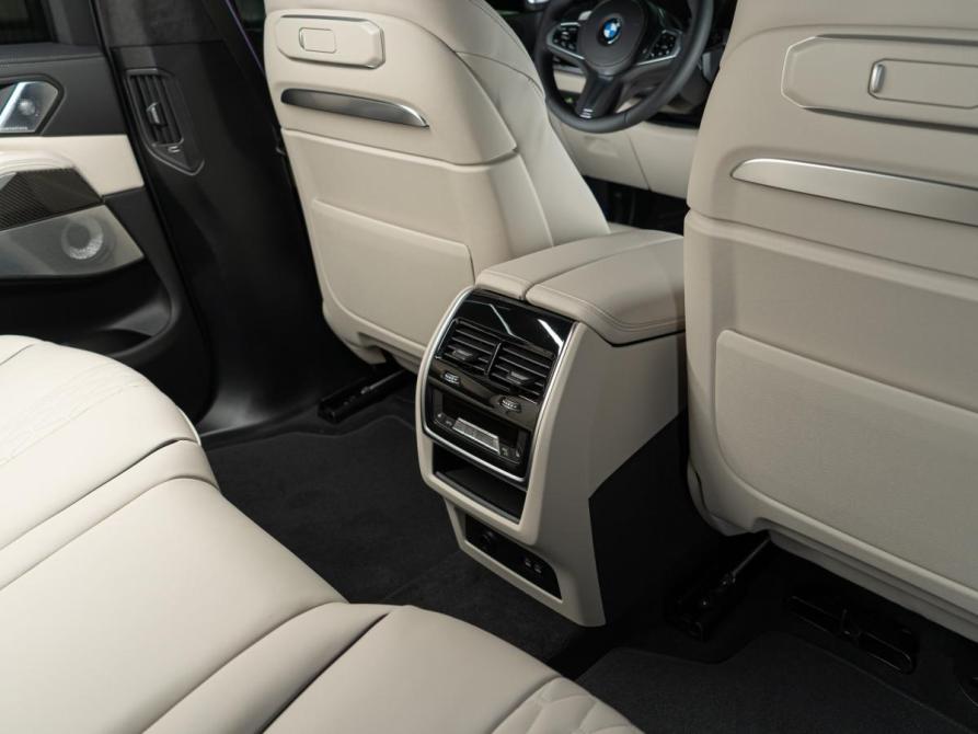 BMW X7 I (G07) Рестайлинг Москва  - изображение 25