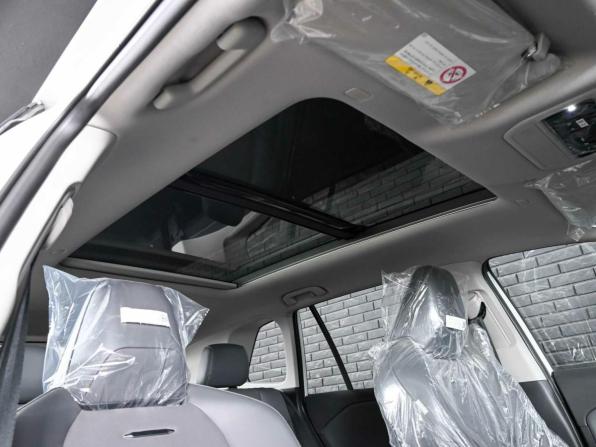 Toyota RAV4 VI (XA60) с пробегом 2025 года, цена 4 070 000 рублей, 40 км, внедорожник, Автокод Объявления