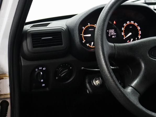 Lada (ВАЗ) Niva Legend с пробегом 2023 года, цена 889 000 рублей, 21105 км, внедорожник, Автокод Объявления