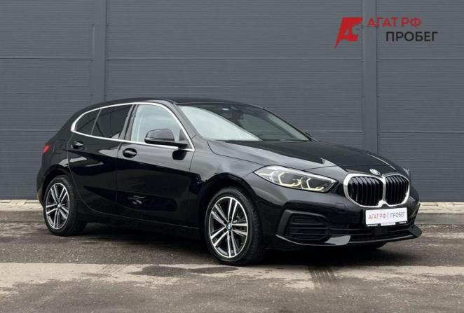 BMW 1 серии III (F40) с пробегом 2022 года, цена 3 316 000 рублей, 55080 км, хэтчбек, Автокод Объявления