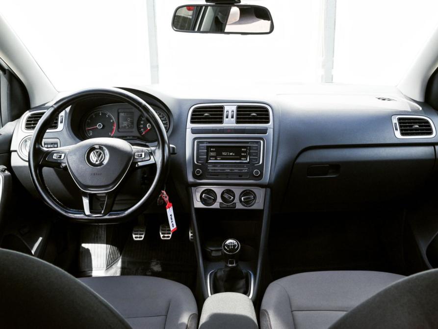 Volkswagen Polo V Рестайлинг Екатеринбург  - изображение 18