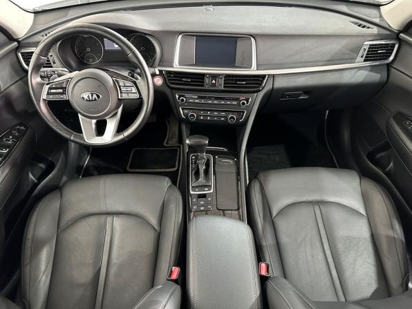 Kia Optima IV Рестайлинг с пробегом 2019 года, цена 2 395 000 рублей, 39142 км, седан, Автокод Объявления