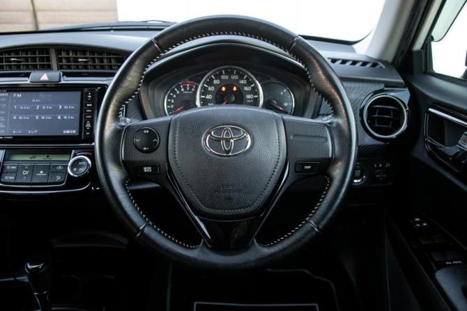 Toyota Corolla XI (E160 E170 E180) с пробегом 2014 года, цена 1 198 000 рублей, 129500 км, универсал, Автокод Объявления