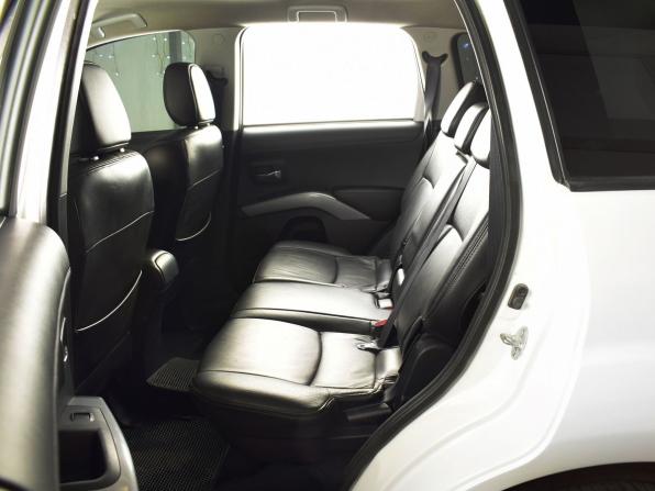 Mitsubishi Outlander II Рестайлинг с пробегом 2010 года, цена 1 285 995 рублей, 177280 км, внедорожник, Автокод Объявления
