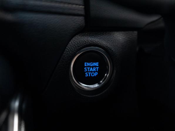 Toyota RAV4 V (XA50) с пробегом 2020 года, цена 3 250 000 рублей, 99569 км, внедорожник, Автокод Объявления