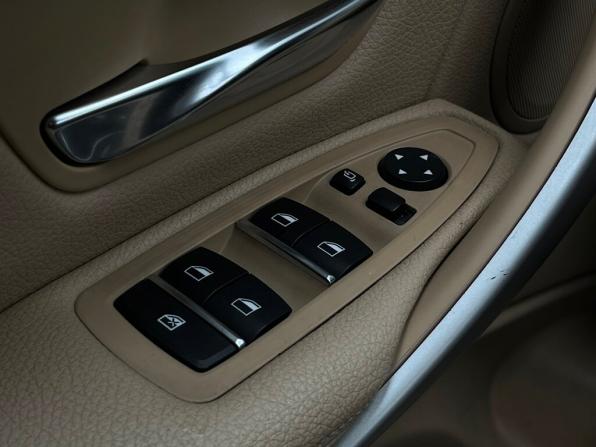 BMW 3 серии VI (F3x) Рестайлинг с пробегом 2017 года, цена 2 050 500 рублей, 216247 км, универсал, Автокод Объявления