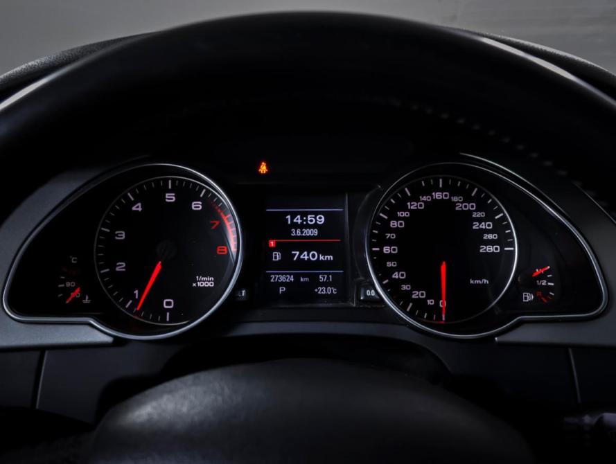Audi A5 I (8T) Москва  - изображение 17