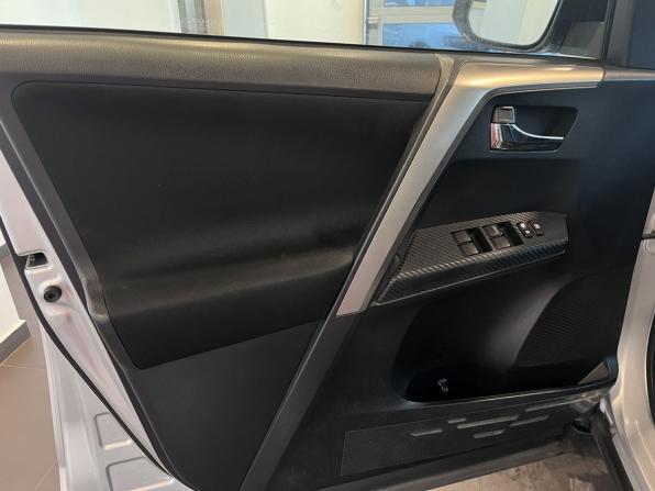 Toyota RAV4 IV (XA40) с пробегом 2015 года, цена 2 480 000 рублей, 56687 км, внедорожник, Автокод Объявления