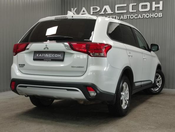 Mitsubishi Outlander III Рестайлинг 3 с пробегом 2018 года, цена 1 780 000 рублей, 135000 км, внедорожник, Автокод Объявления