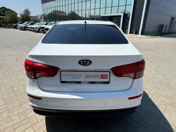 Kia Rio III Рестайлинг с пробегом 2015 года, цена 829 900 рублей, 244730 км, седан, Автокод Объявления