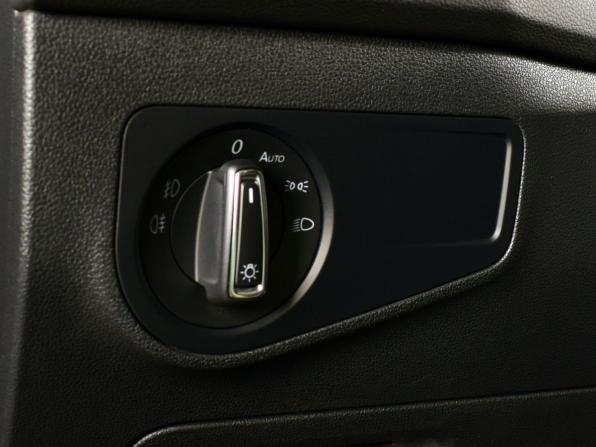 Volkswagen Tiguan II с пробегом 2019 года, цена 2 375 995 рублей, 62471 км, внедорожник, Автокод Объявления