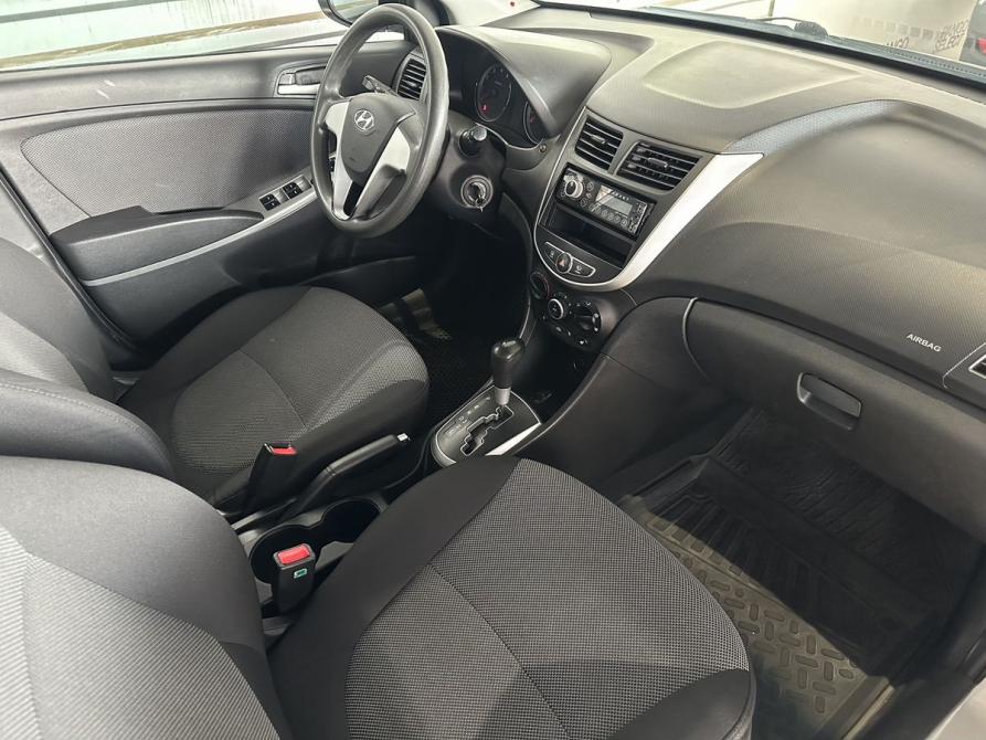 Hyundai Solaris I Москва  - изображение 10