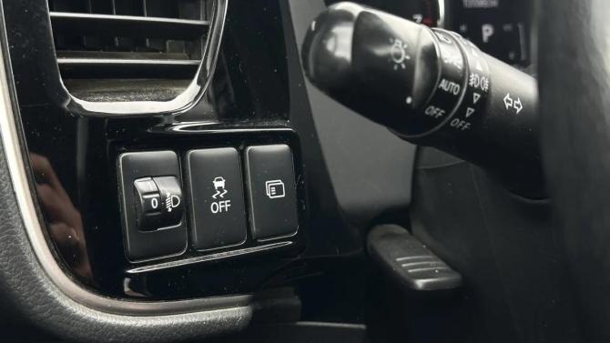 Mitsubishi Outlander III Рестайлинг 2 с пробегом 2017 года, цена 1 520 000 рублей, 241912 км, внедорожник, Автокод Объявления