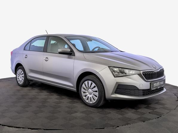 Skoda Rapid II с пробегом 2021 года, цена 1 550 000 рублей, 46150 км, лифтбек, Автокод Объявления
