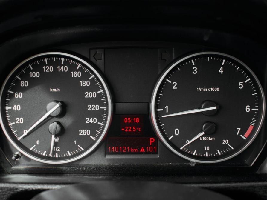BMW X1 I (E84) Рестайлинг Екатеринбург  - изображение 12