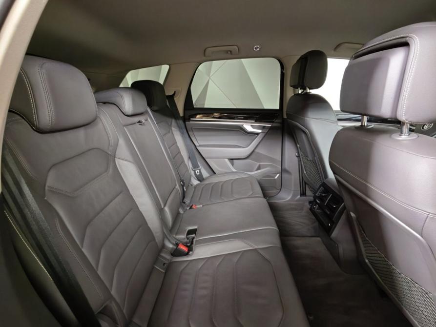 Volkswagen Touareg III Москва  - изображение 16