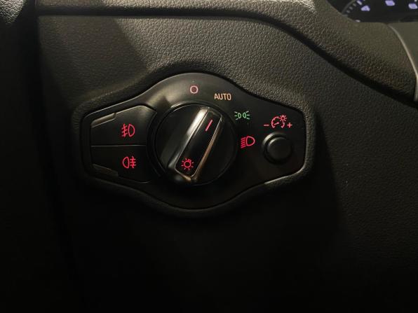 Audi Q5 I (8R) Рестайлинг с пробегом 2013 года, цена 2 060 000 рублей, 195212 км, внедорожник, Автокод Объявления