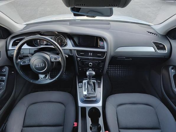 Audi A4 IV (B8) Рестайлинг с пробегом 2013 года, цена 1 065 000 рублей, 233798 км, седан, Автокод Объявления