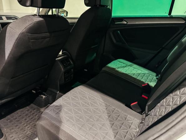 Volkswagen Tiguan II Рестайлинг с пробегом 2021 года, цена 2 750 000 рублей, 64839 км, внедорожник, Автокод Объявления