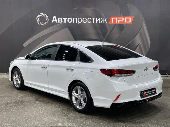 Hyundai Sonata VII (LF) Рестайлинг с пробегом 2018 года, цена 1 690 000 рублей, 110268 км, седан, Автокод Объявления