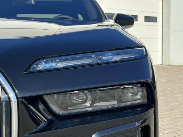 BMW 7 серии VII (G70) с пробегом 2025 года, цена 14 150 000 рублей, 10950 км, седан, Автокод Объявления