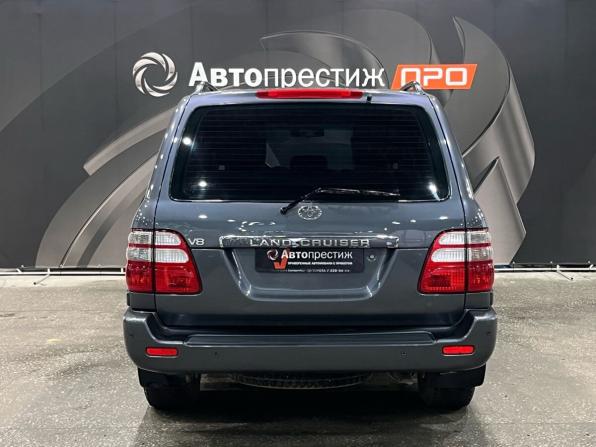 Toyota Land Cruiser 100 Series с пробегом 2002 года, цена 1 697 000 рублей, 325650 км, внедорожник, Автокод Объявления