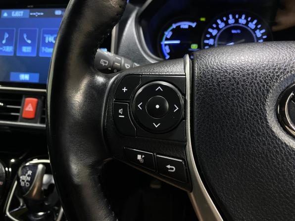 Toyota Voxy III (R80) Рестайлинг с пробегом 2018 года, цена 2 530 000 рублей, 106650 км, минивэн, Автокод Объявления