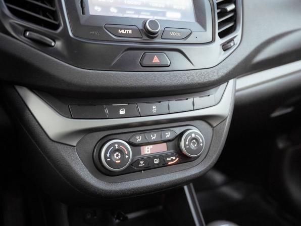 Lada (ВАЗ) Vesta I с пробегом 2016 года, цена 697 000 рублей, 152591 км, седан, Автокод Объявления