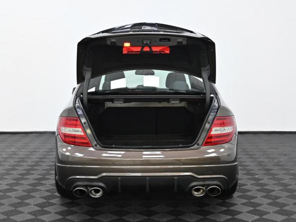 Mercedes-Benz C-Класс III (W204) Рестайлинг с пробегом 2013 года, цена 1 249 000 рублей, 250000 км, седан, Автокод Объявления