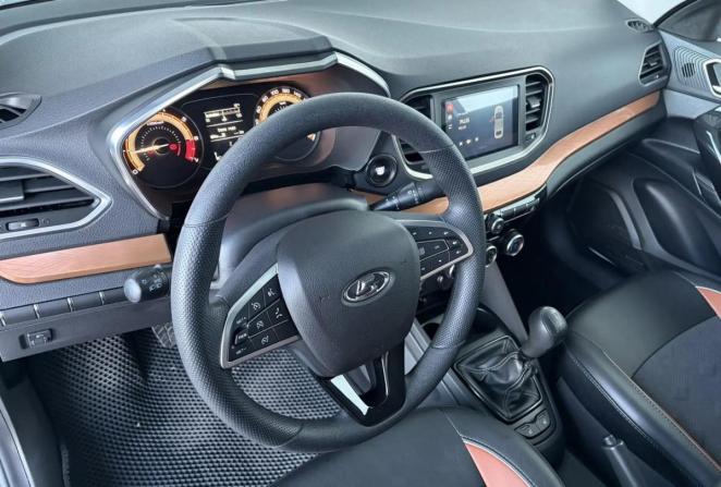 Lada (ВАЗ) Vesta I Рестайлинг (NG) с пробегом 2023 года, цена 1 245 000 рублей, 60136 км, седан, Автокод Объявления